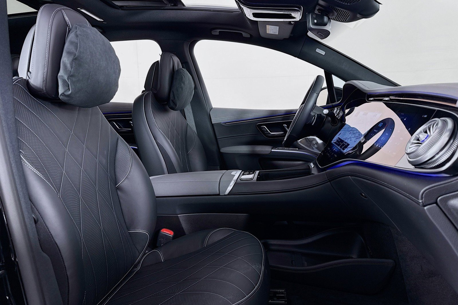 New 2026 Mercedes-Benz EQS 550 4MATIC SUV image 6