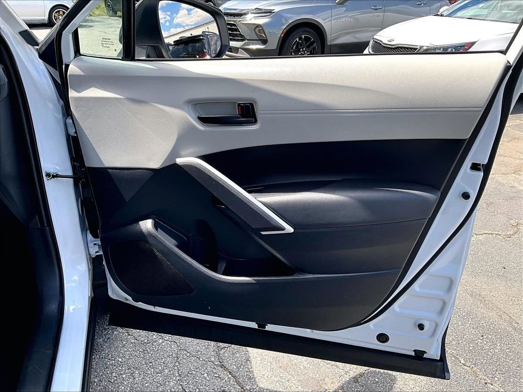 Used 2026 Toyota Corolla Cross L FWD image 12