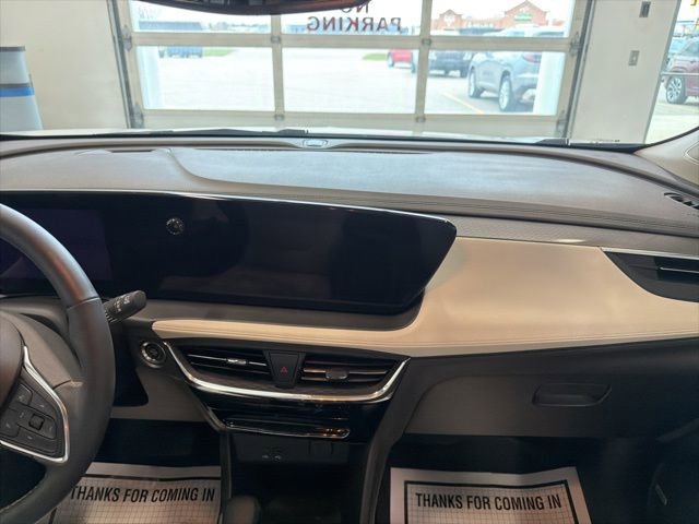 Used 2025 Buick Encore GX Avenir w/ Avenir Convenience Package AWD/4WD image 21