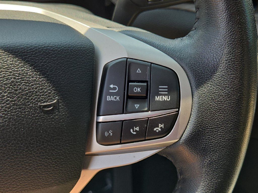 Used 2021 Ford Explorer Limited w/ Equipment Group 301A RWD image 26