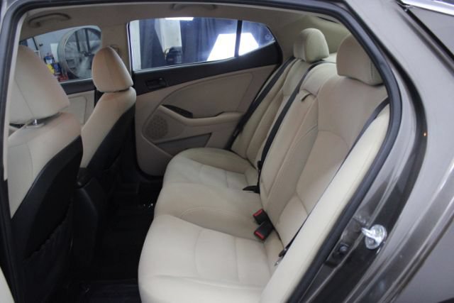 Used 2015 Kia Optima LX w/ LX Convenience Plus Package FWD image 18
