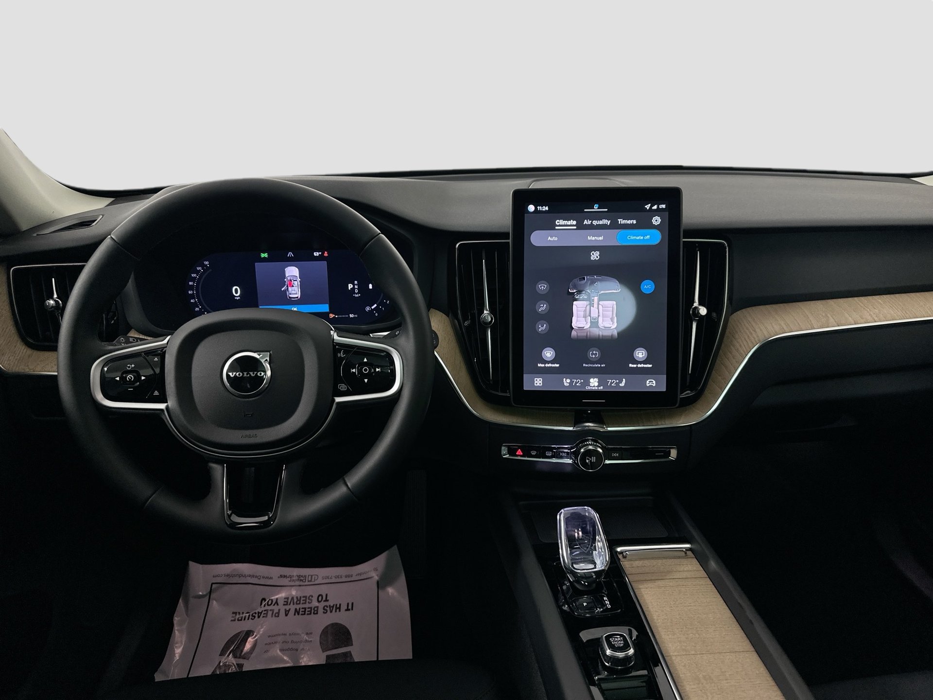 New 2026 Volvo XC60 B5 Plus w/ Protection Package Premier AWD/4WD image 24