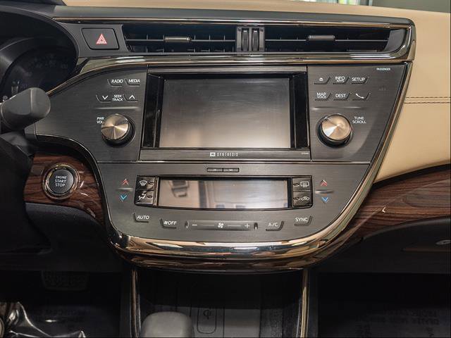 Used 2014 Toyota Avalon Limited w/ Technology Package FWD image 11