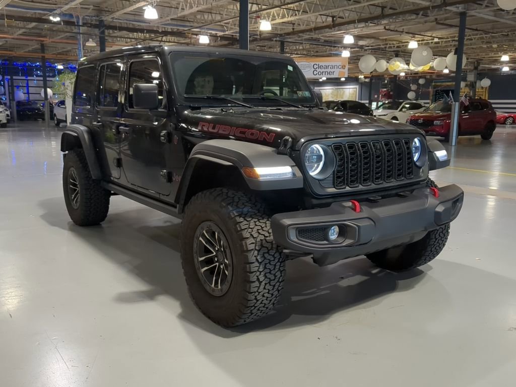 Used 2025 Jeep Wrangler Unlimited Rubicon w/ XTREMEE 35" Tire Package image 5
