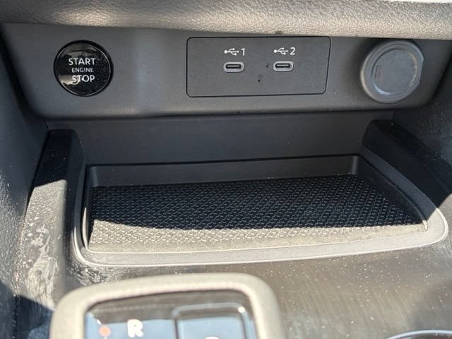 Certified 2025 Nissan Rogue SV AWD/4WD image 23