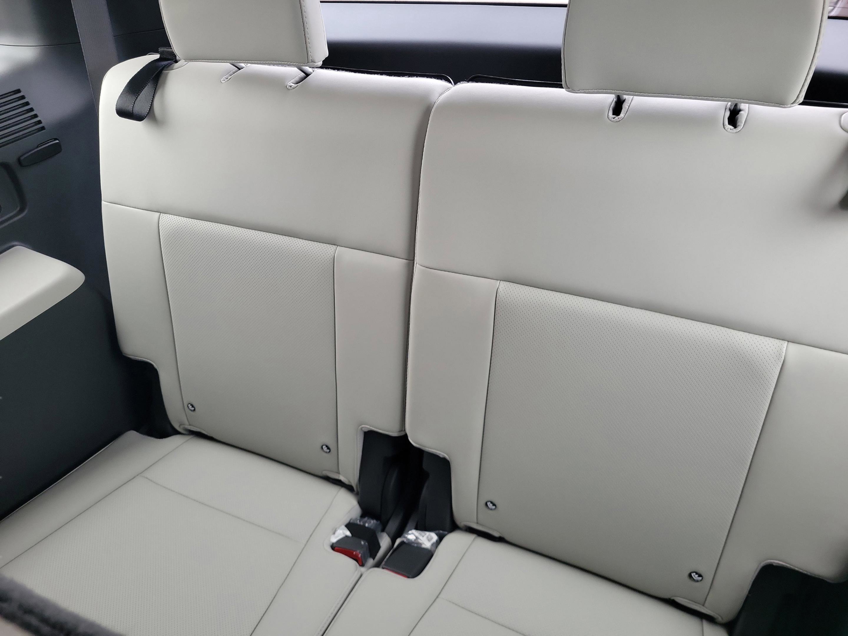 Used 2025 Hyundai Santa Fe SEL image 14