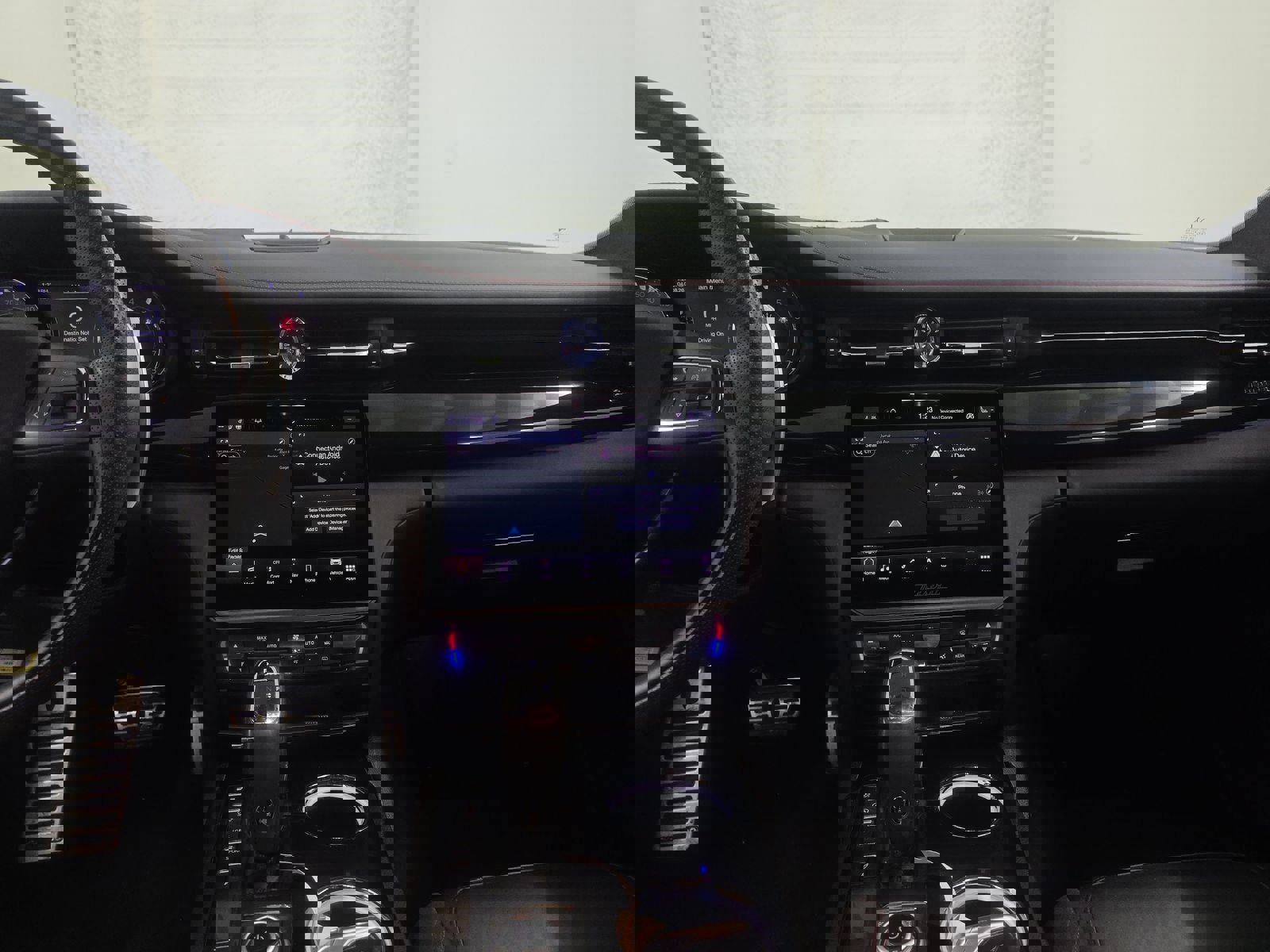 Used 2022 Maserati Quattroporte Modena Q4 AWD/4WD image 10