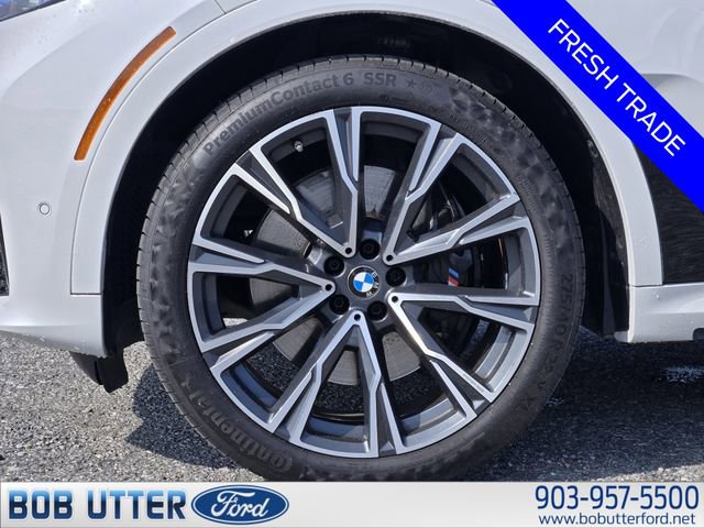 Used 2022 BMW X7 M50i image 10