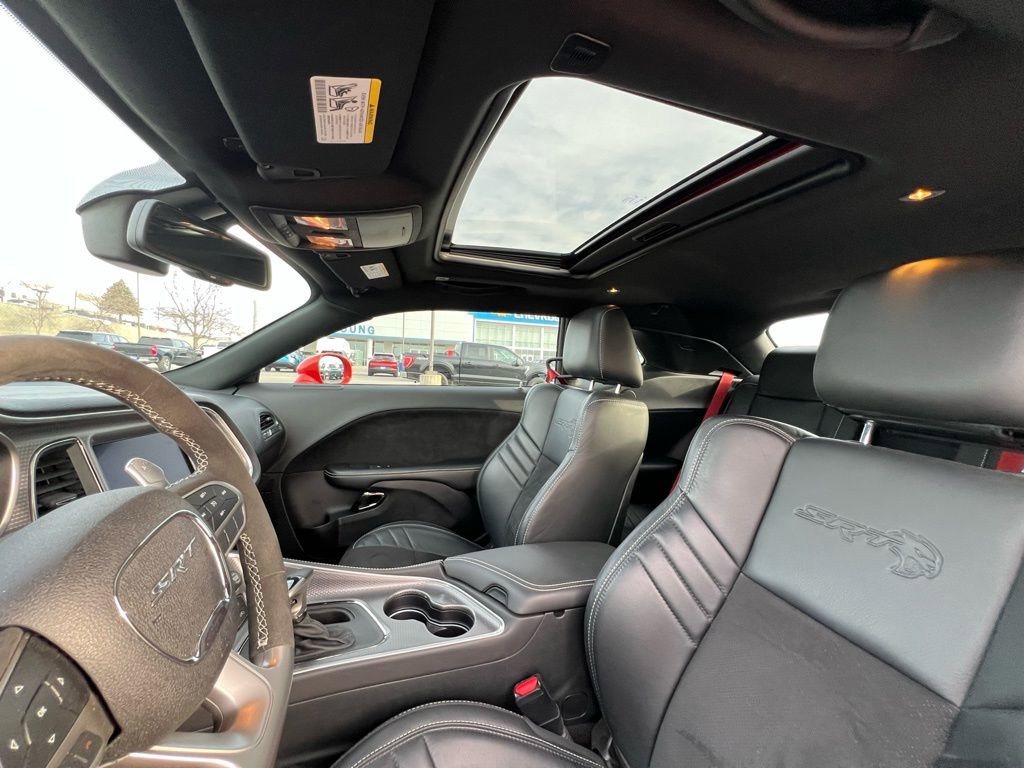 Used 2019 Dodge Challenger SRT Hellcat Redeye image 29