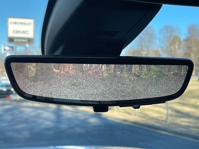 Used 2022 Chevrolet Silverado 1500 High Country w/ Technology Package image 16