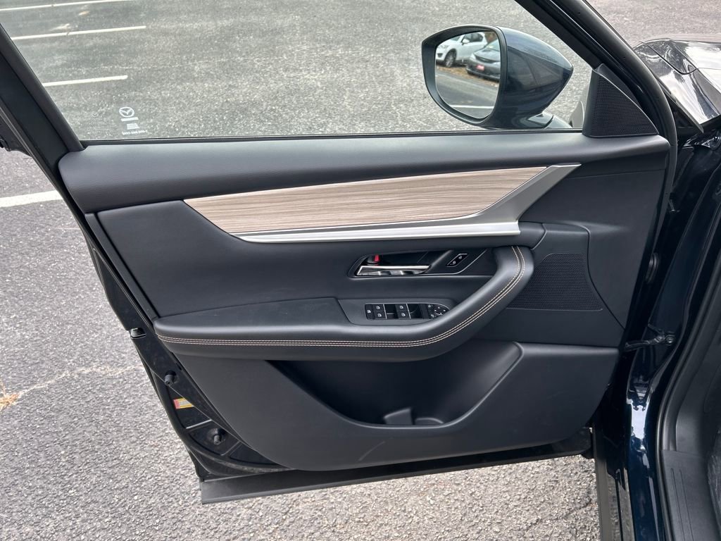 New 2026 MAZDA CX-90 Plug-In Hybrid w/ Preferred image 15