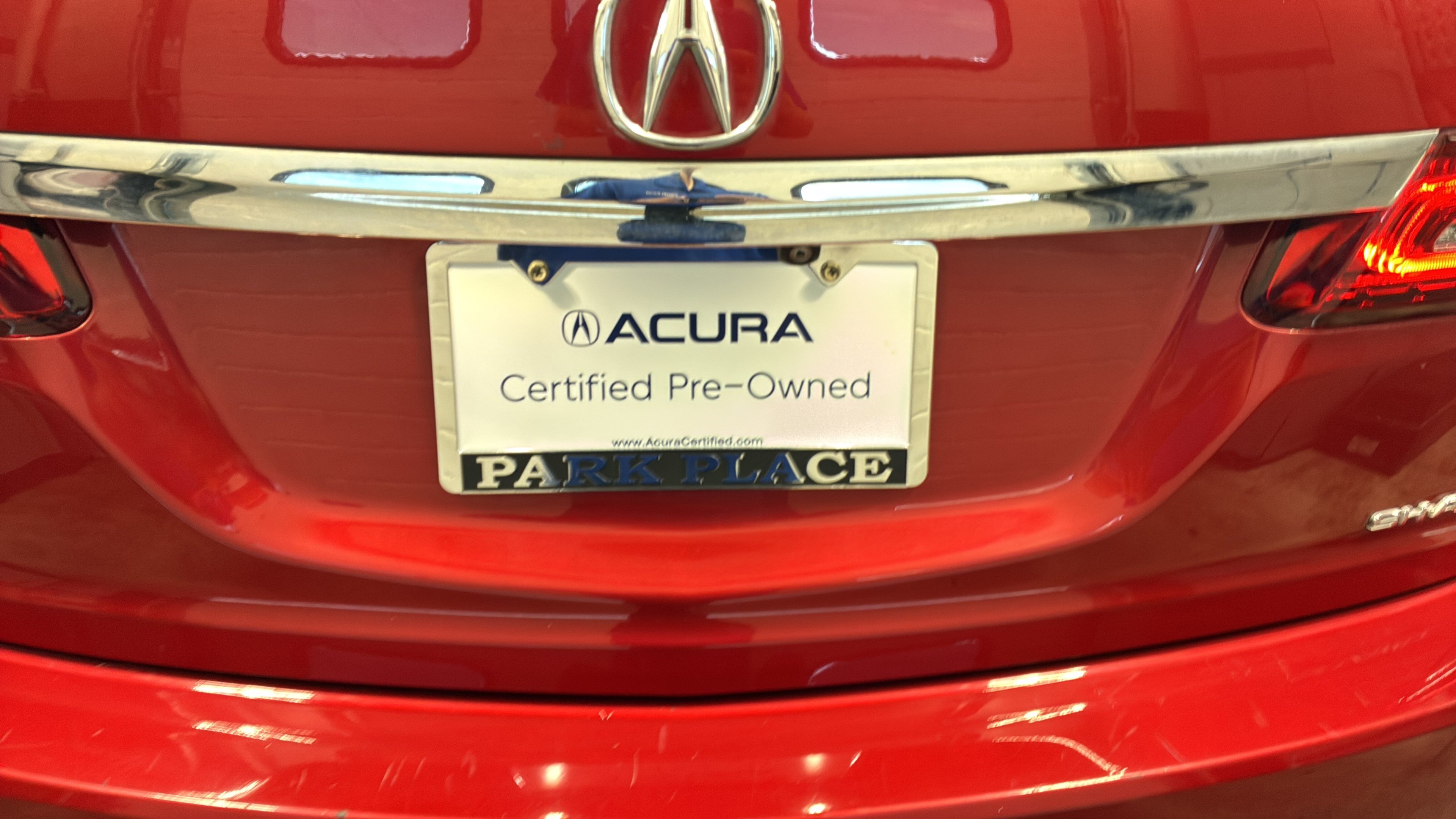 Used 2020 Acura MDX SH-AWD image 32