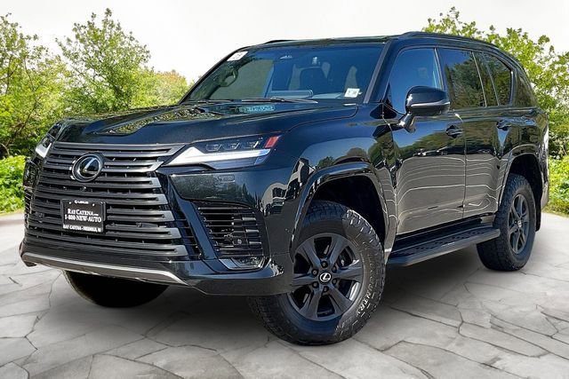 Used 2025 Lexus LX 700h Overtrail w/ Accessory Package (Z1) AWD/4WD image 3