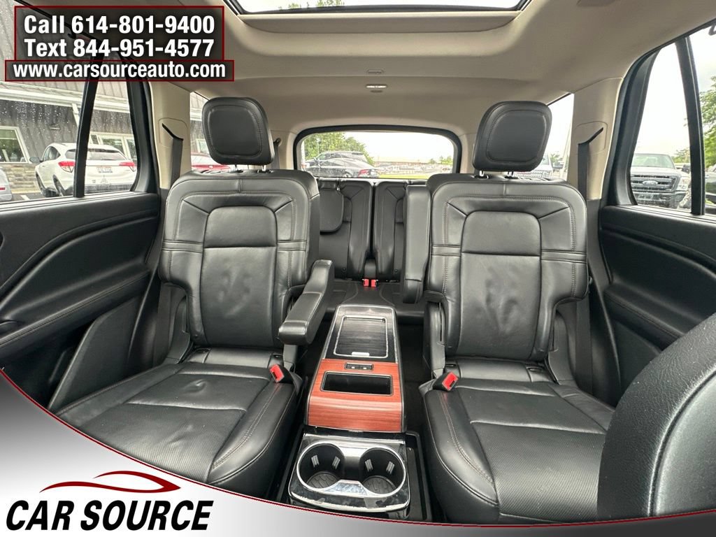 Used 2022 Lincoln Aviator Reserve w/ Equipment Group 201A AWD/4WD image 16
