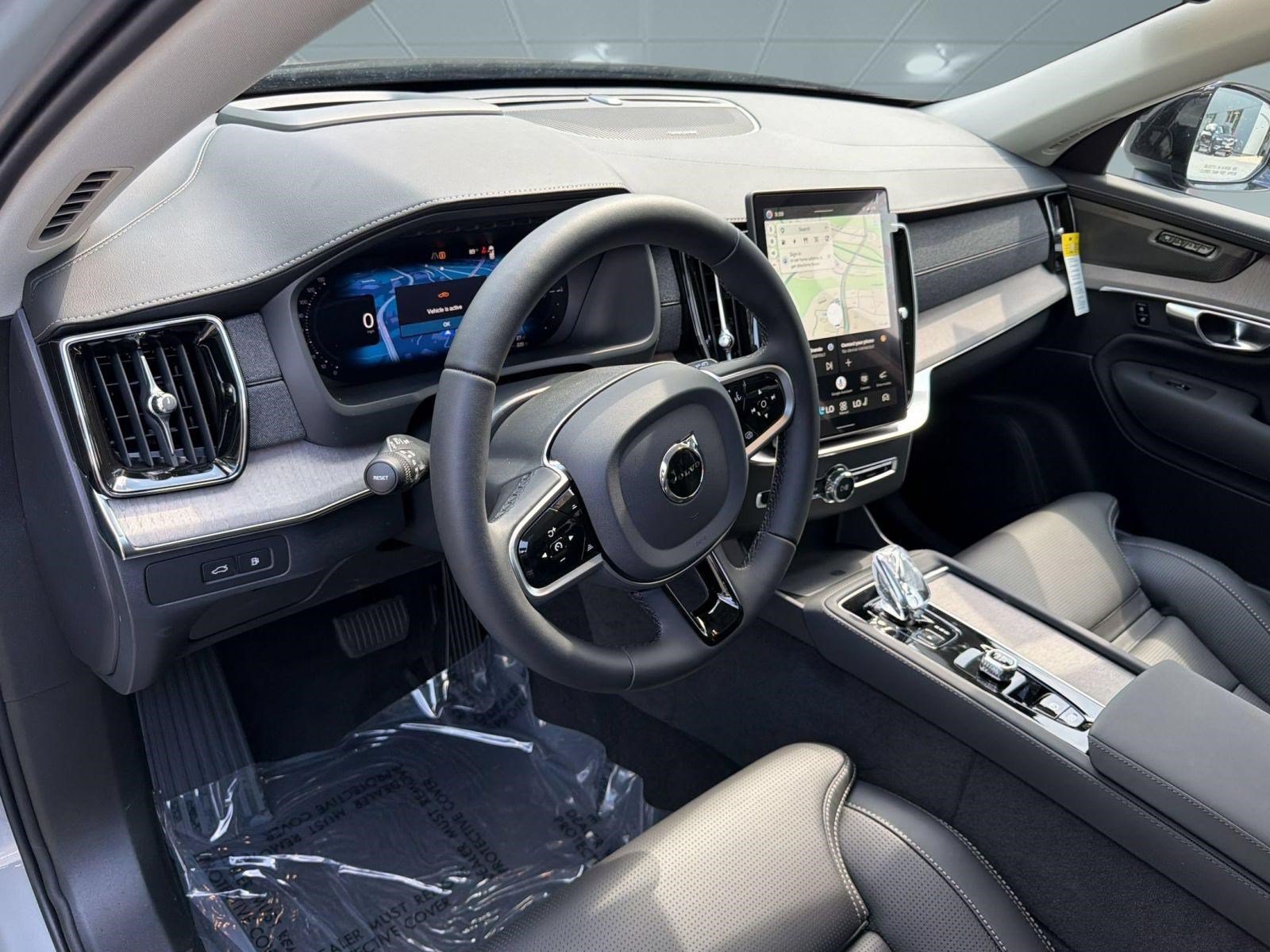 New 2026 Volvo XC90 T8 Ultra w/ Protection Package AWD/4WD image 4