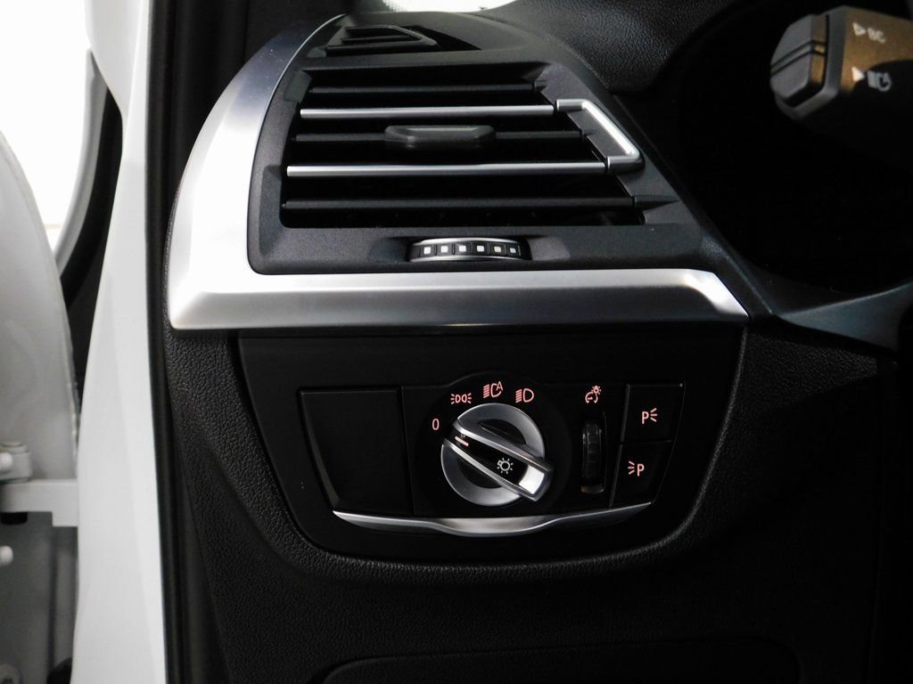 Used 2023 BMW X4 xDrive30i image 38