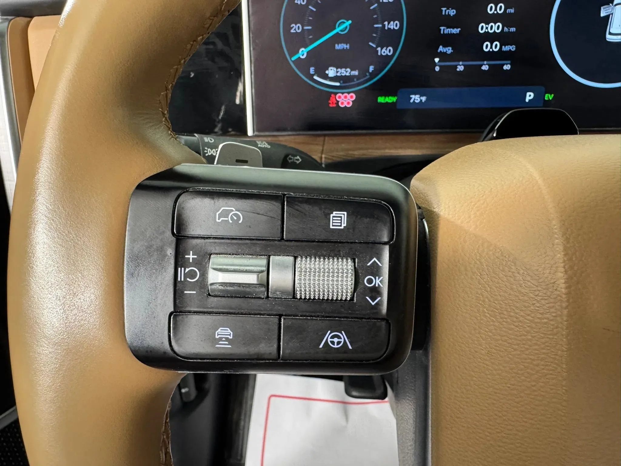 Used 2024 Hyundai Santa Fe Limited AWD/4WD image 15