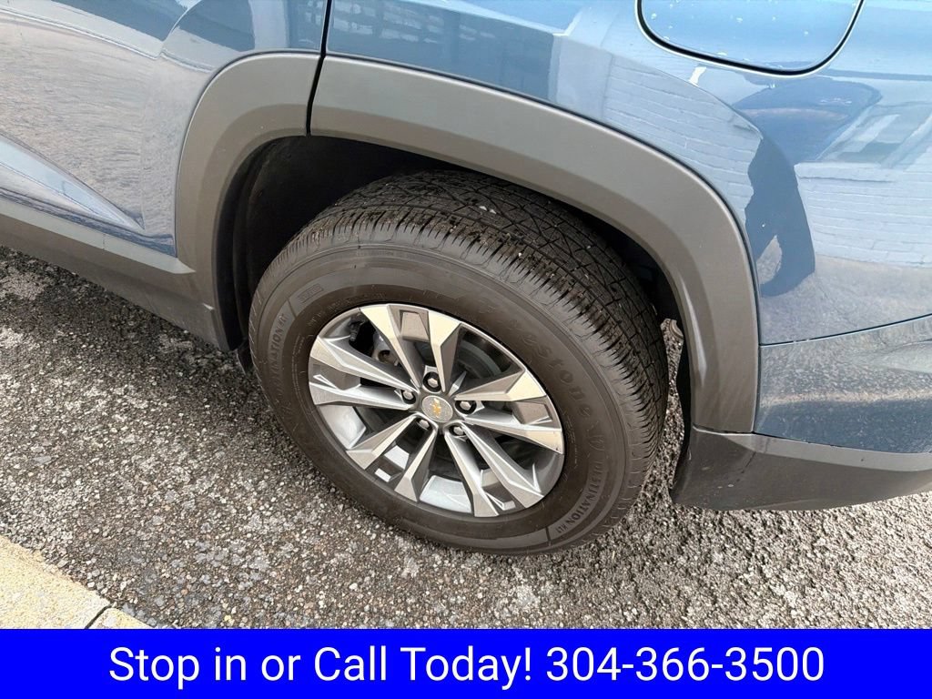 New 2026 Chevrolet Equinox LT w/ Convenience Package II FWD image 9