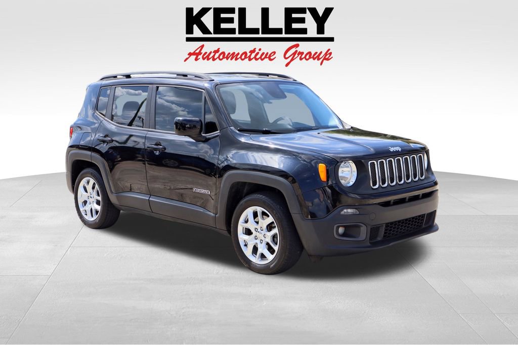 Used 2017 Jeep Renegade Latitude FWD image 1