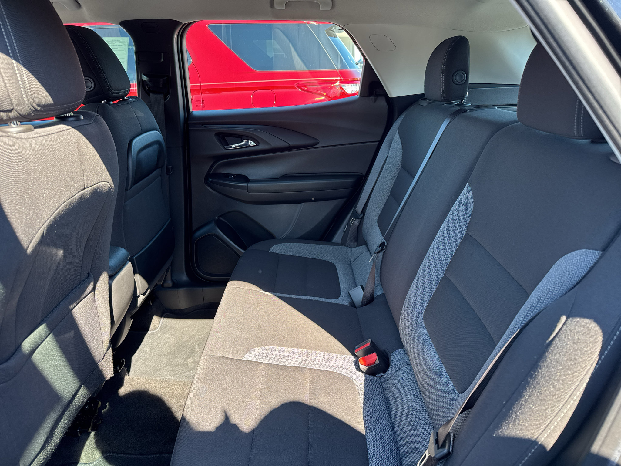 Used 2023 Chevrolet TrailBlazer LS AWD/4WD image 18