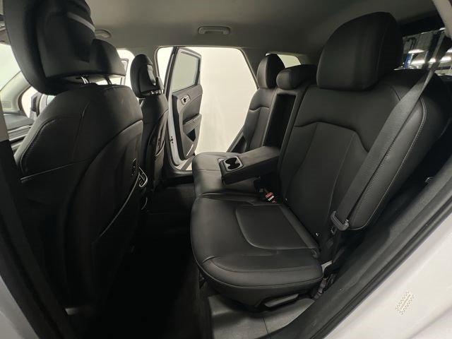 Used 2023 Kia Sportage EX image 19