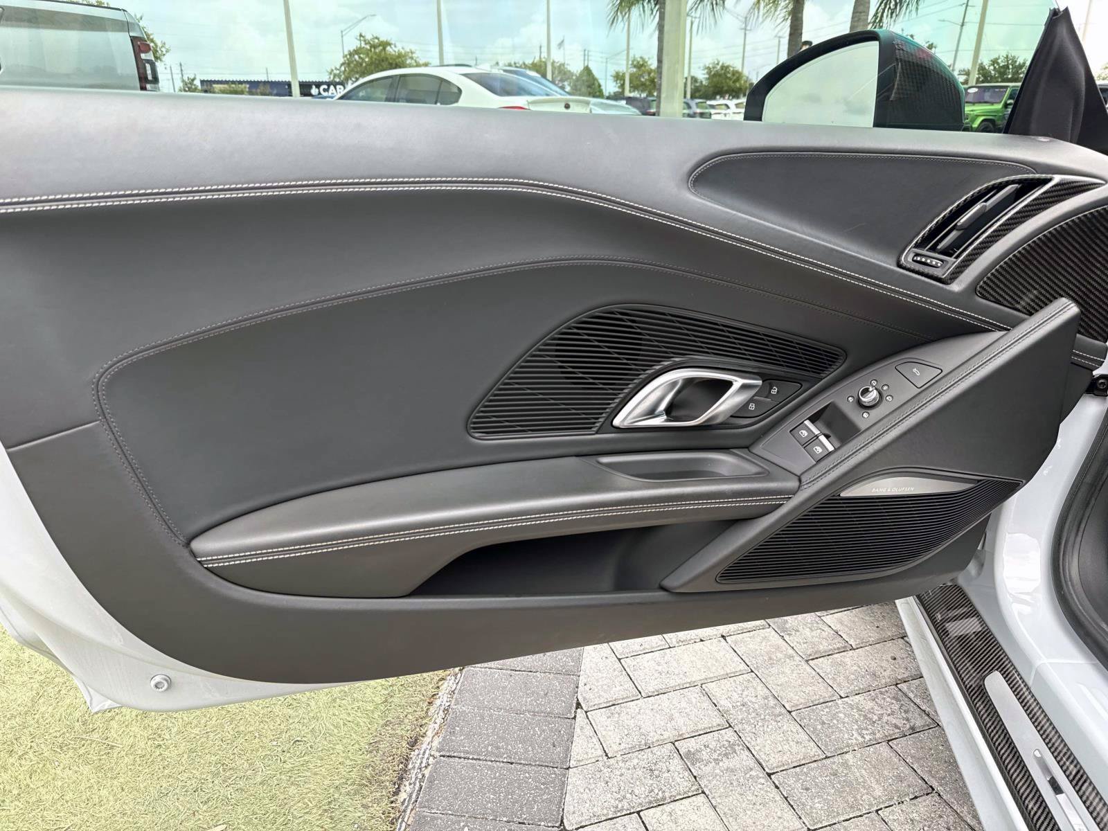 Used 2018 Audi R8 V10 plus AWD/4WD image 16