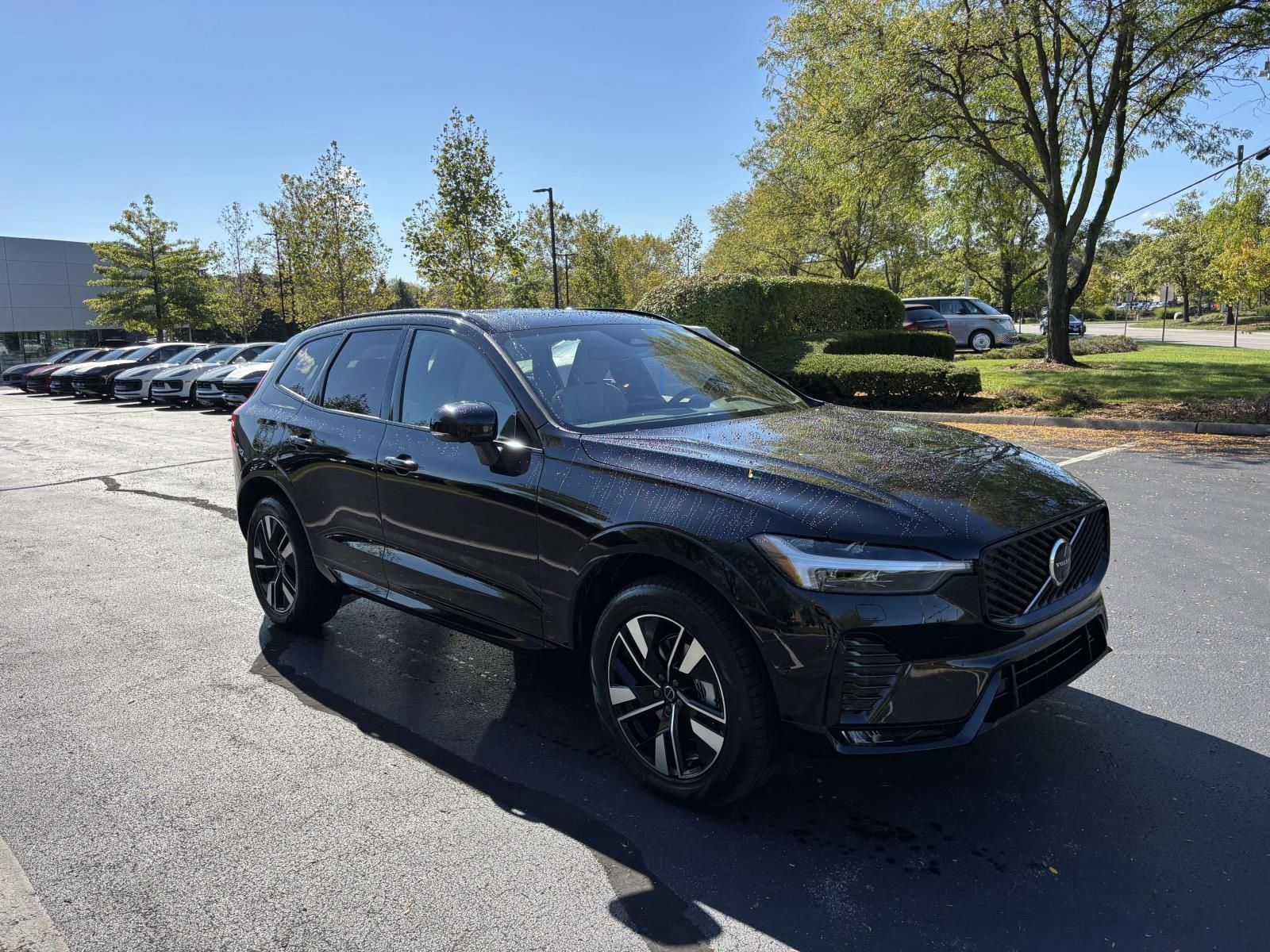 Used 2026 Volvo XC60 B5 Plus w/ Protection Package Premier AWD/4WD image 1