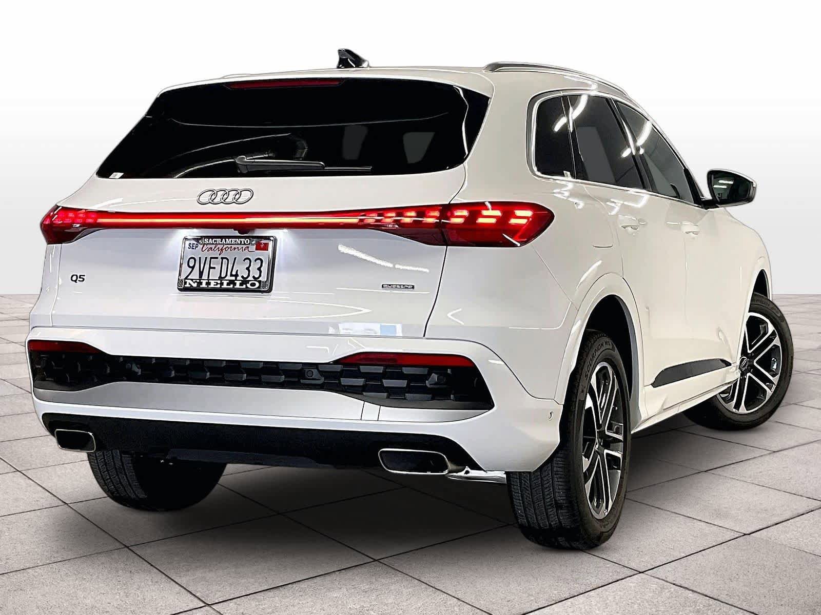 Certified 2025 Audi Q5 Premium w/ Convenience Package AWD/4WD image 13