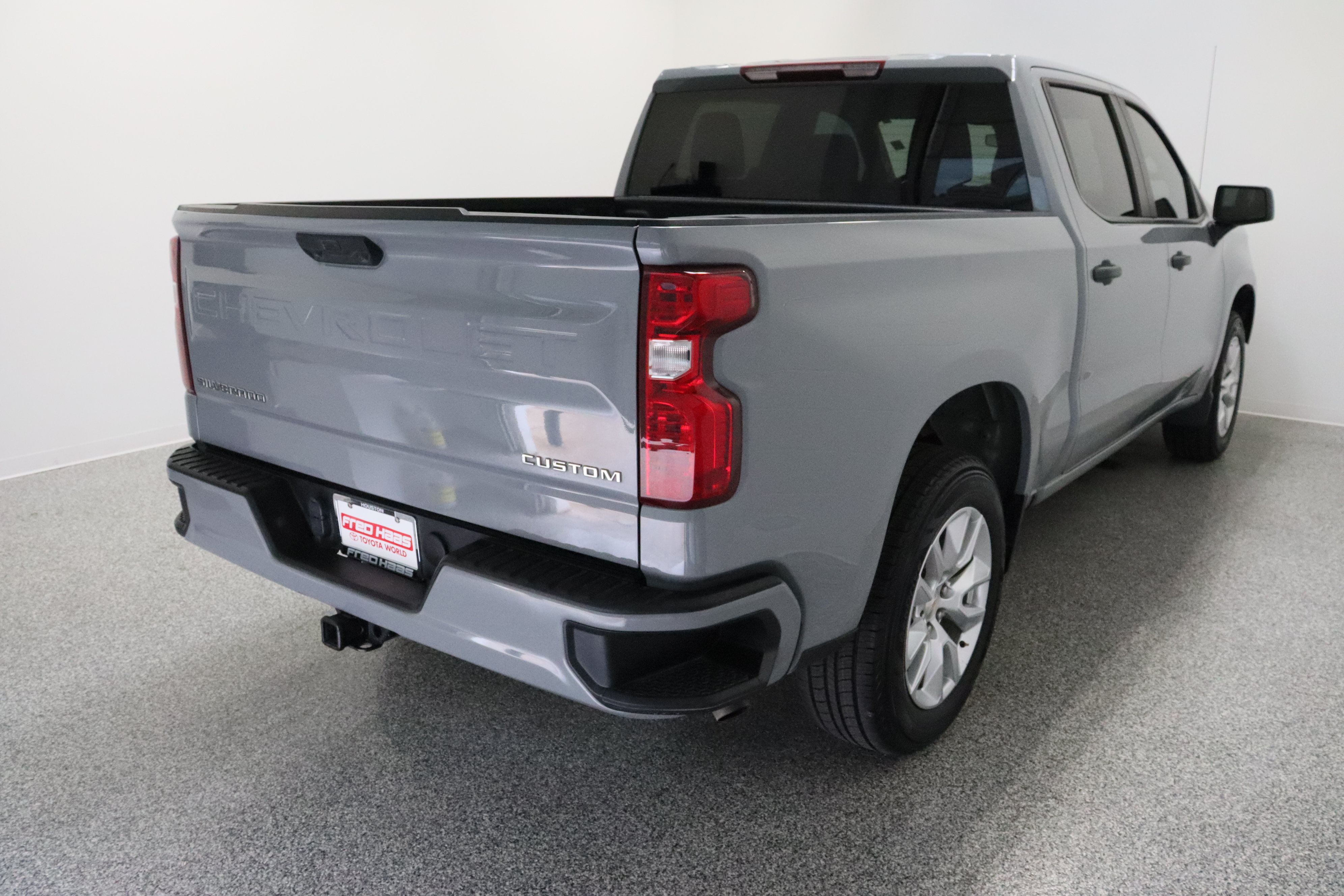 Used 2024 Chevrolet Silverado 1500 Custom RWD image 7
