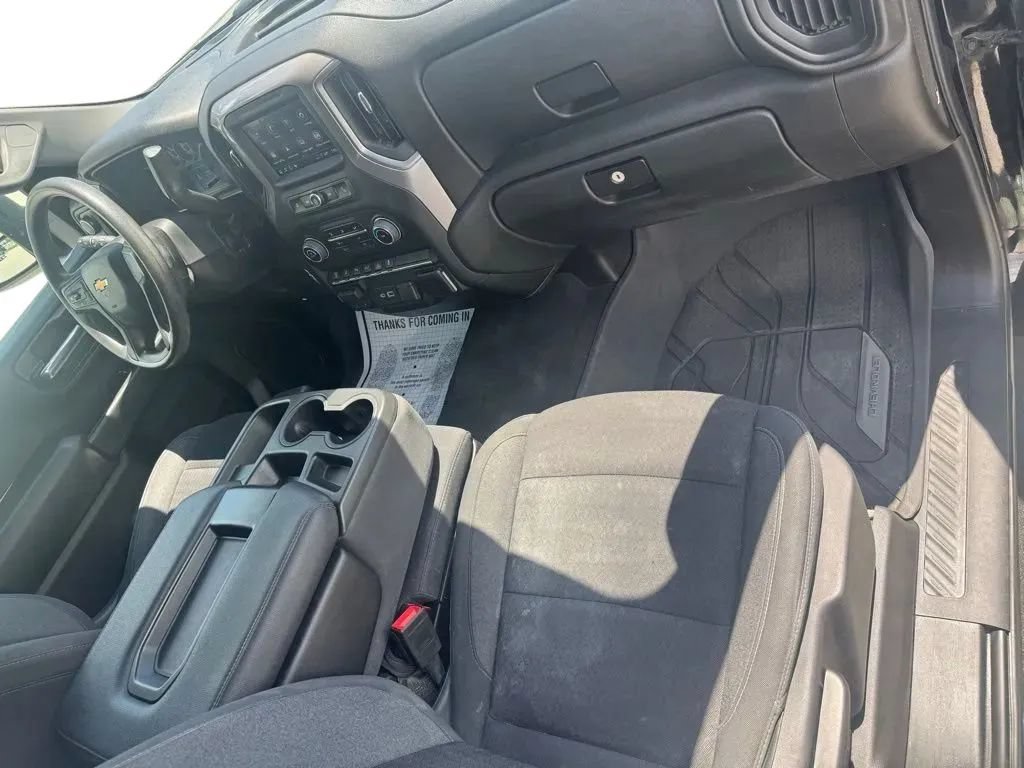Used 2024 Chevrolet Silverado 2500 Custom w/ Custom Value Package AWD/4WD image 13