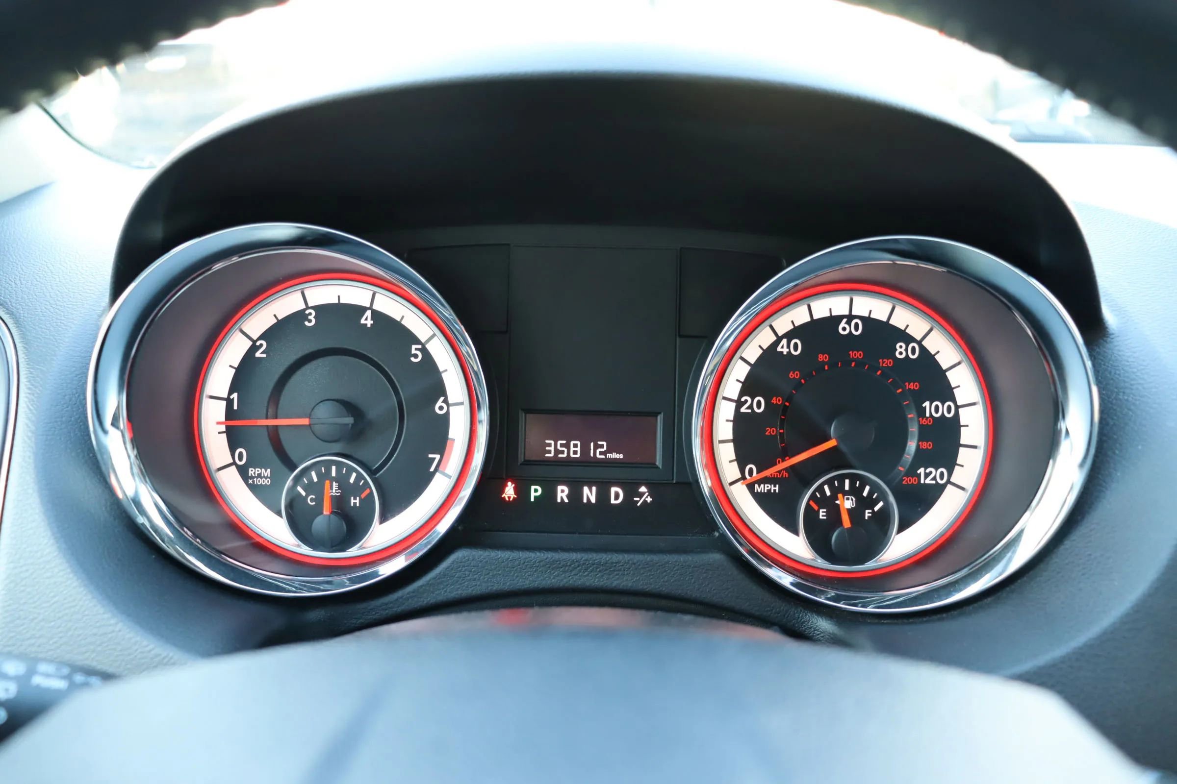 Used 2017 Dodge Grand Caravan SXT image 6