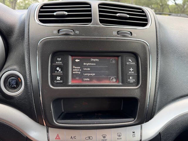 Used 2012 Dodge Journey SXT w/ Popular Equipment Group FWD image 40