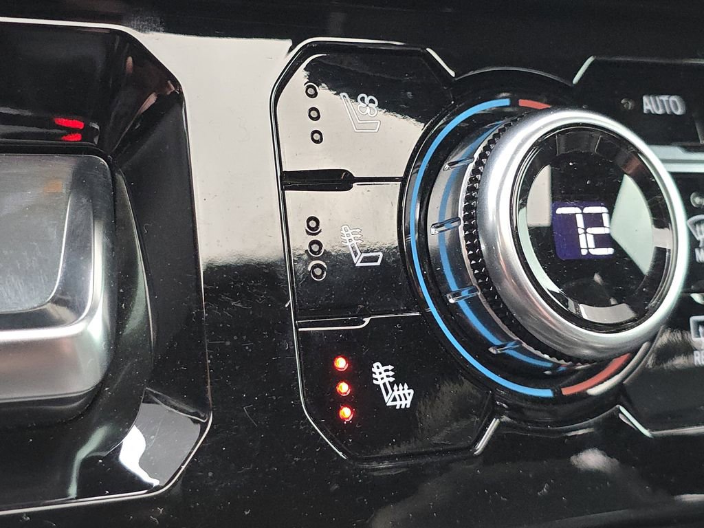 Used 2022 GMC Sierra 1500 AT4X image 35