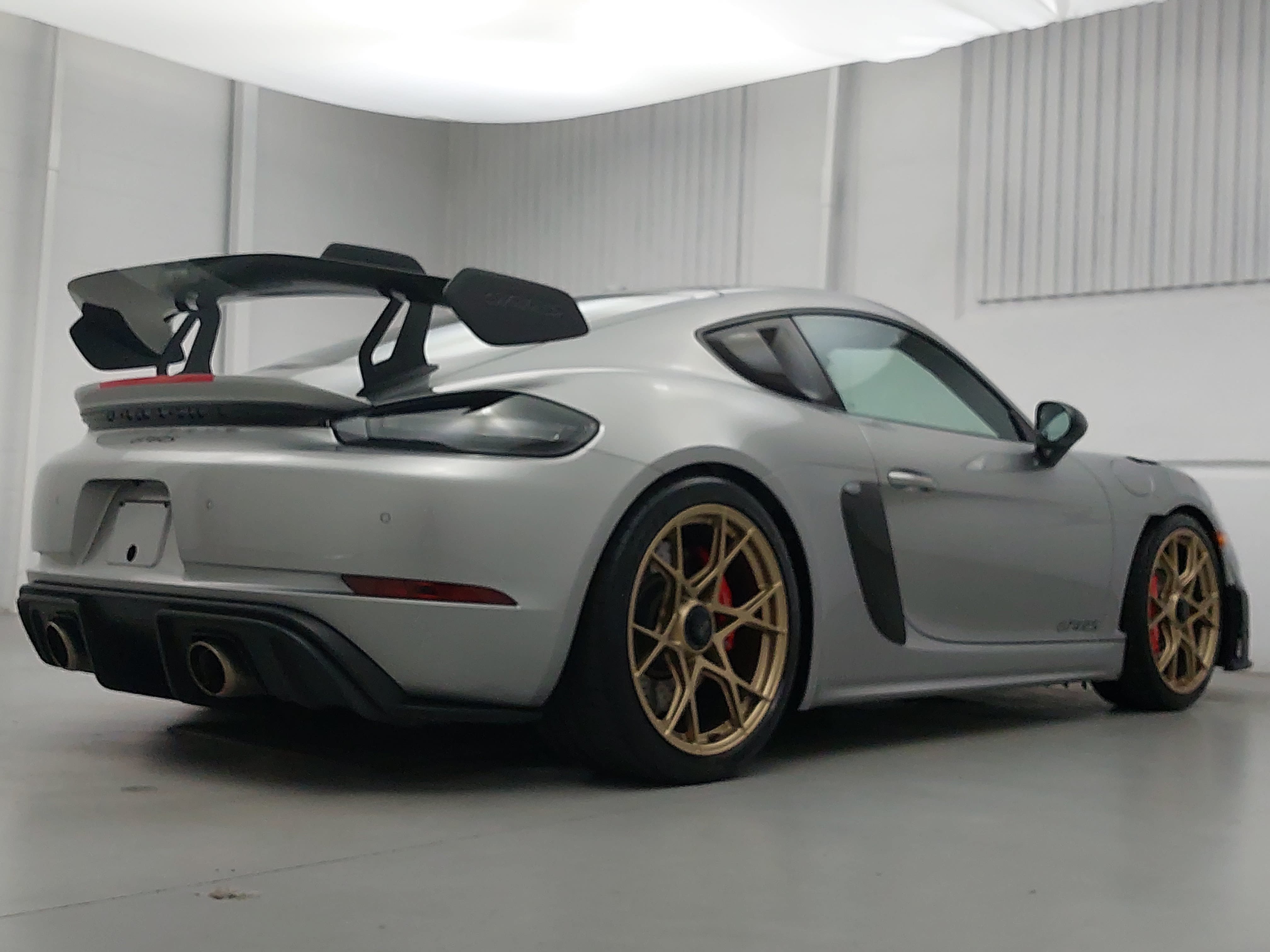 Certified 2025 Porsche 718 Cayman GT4 RS RWD image 7