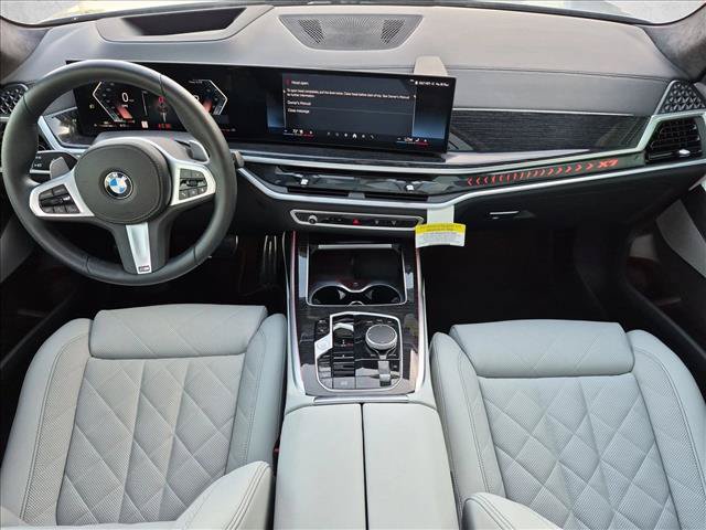 Certified 2026 BMW X7 xDrive40i w/ M Sport Package AWD/4WD image 19