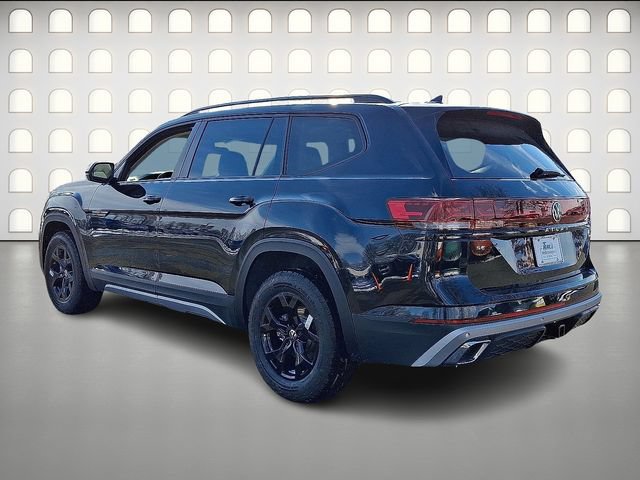 New 2026 Volkswagen Atlas Peak Edition AWD/4WD image 3