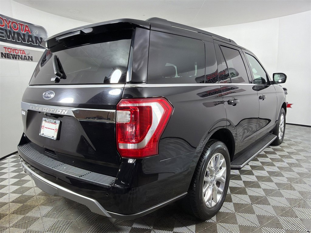 Used 2020 Ford Expedition XLT w/ Equipment Group 202A image 4