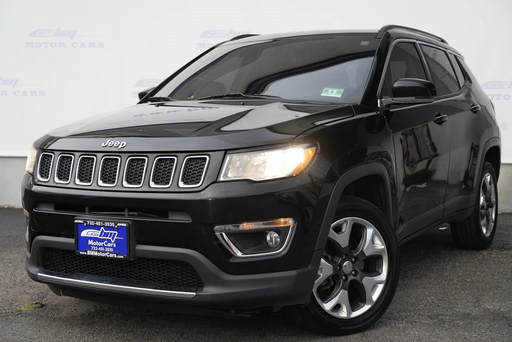 Used 2018 Jeep Compass Limited w/ Navigation Group image 2