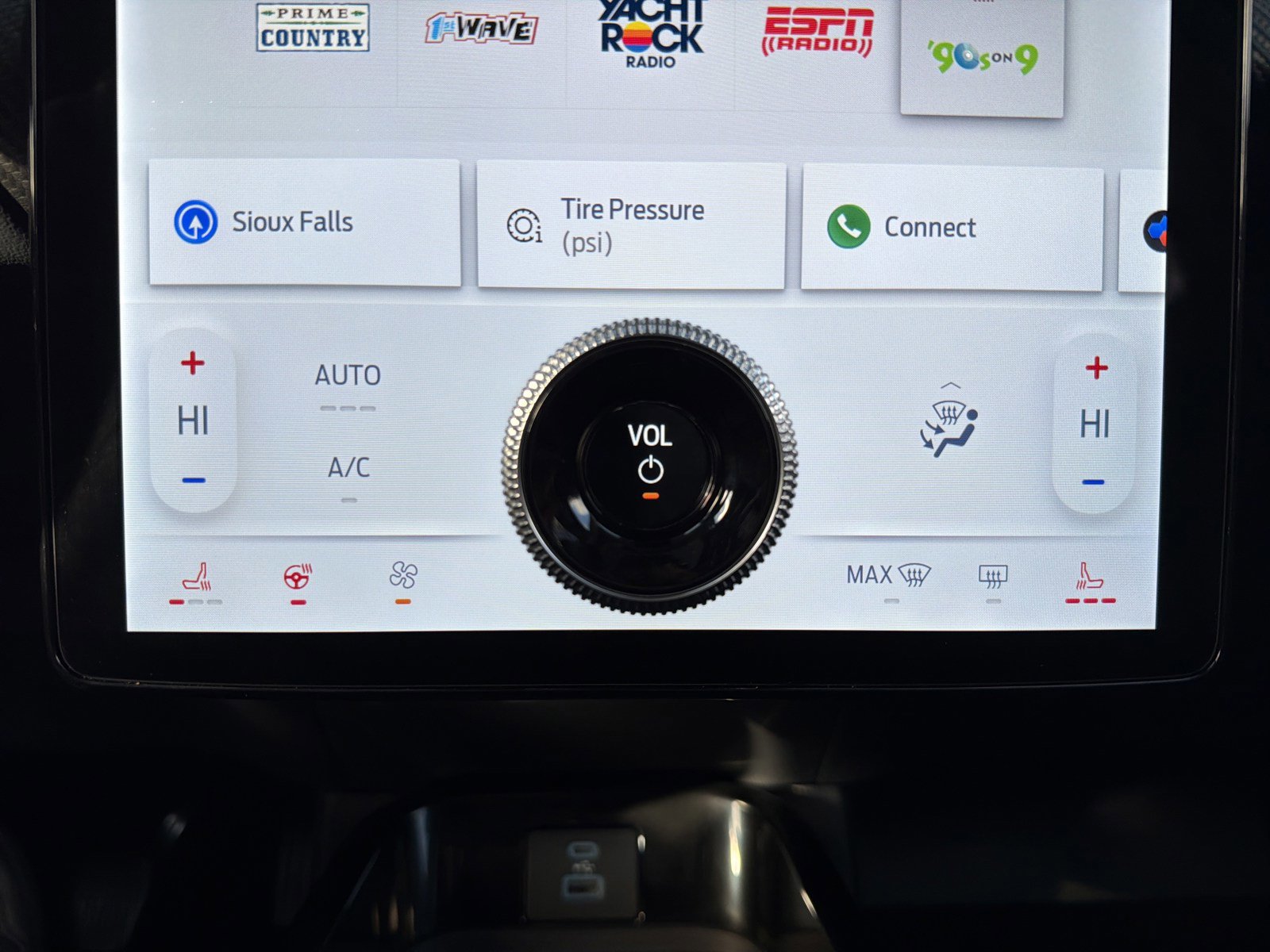 Used 2024 Ford Mustang Mach-E Premium image 23