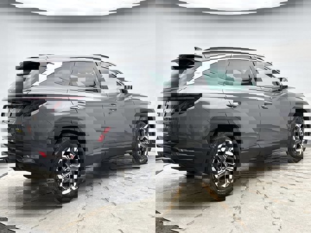 Used 2024 Hyundai Tucson SEL w/ Convenience Package image 5