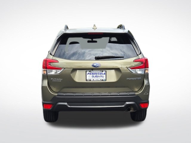 Used 2023 Subaru Forester Premium AWD/4WD image 7