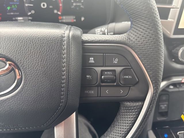 Used 2025 Toyota Tundra Platinum image 22