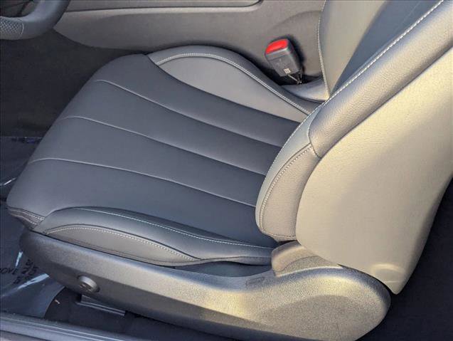 New 2026 Mercedes-Benz CLE 450 4MATIC Coupe image 4