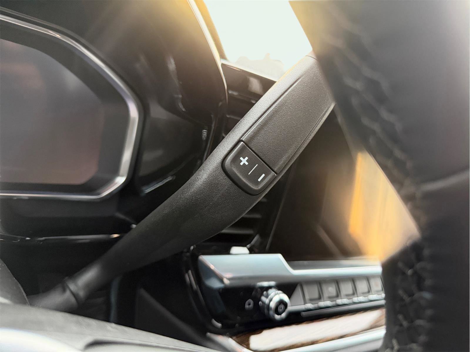 New 2026 GMC Sierra 1500 SLE w/ Preferred Package image 31