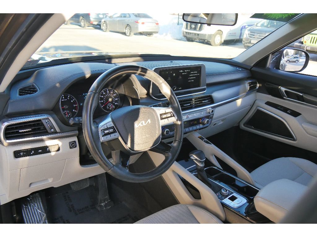 Used 2022 Kia Telluride S image 12