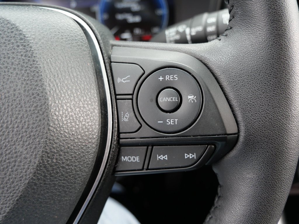 Used 2023 Toyota RAV4 Limited AWD/4WD image 28