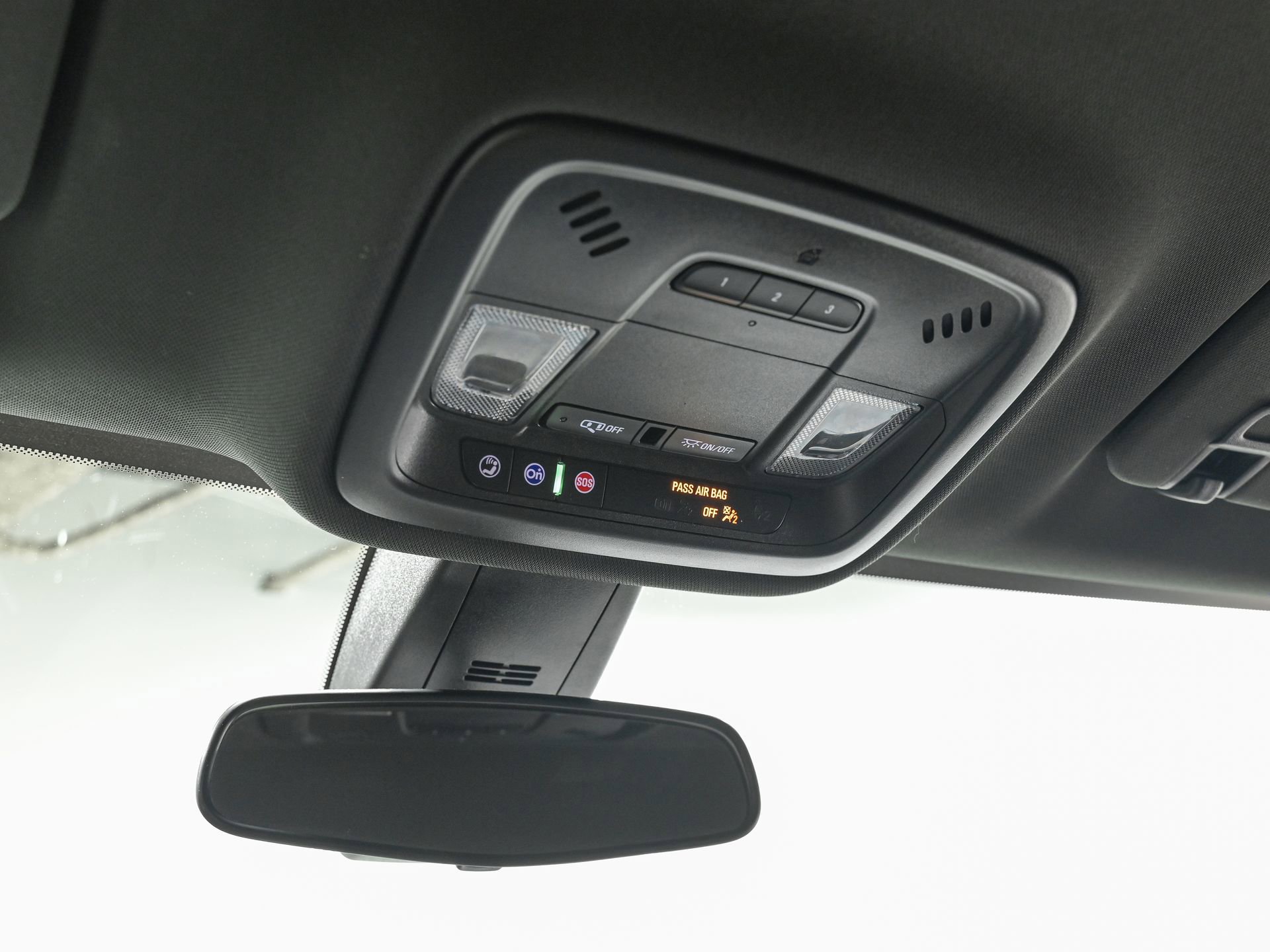 Used 2023 Chevrolet Traverse LT AWD/4WD image 24
