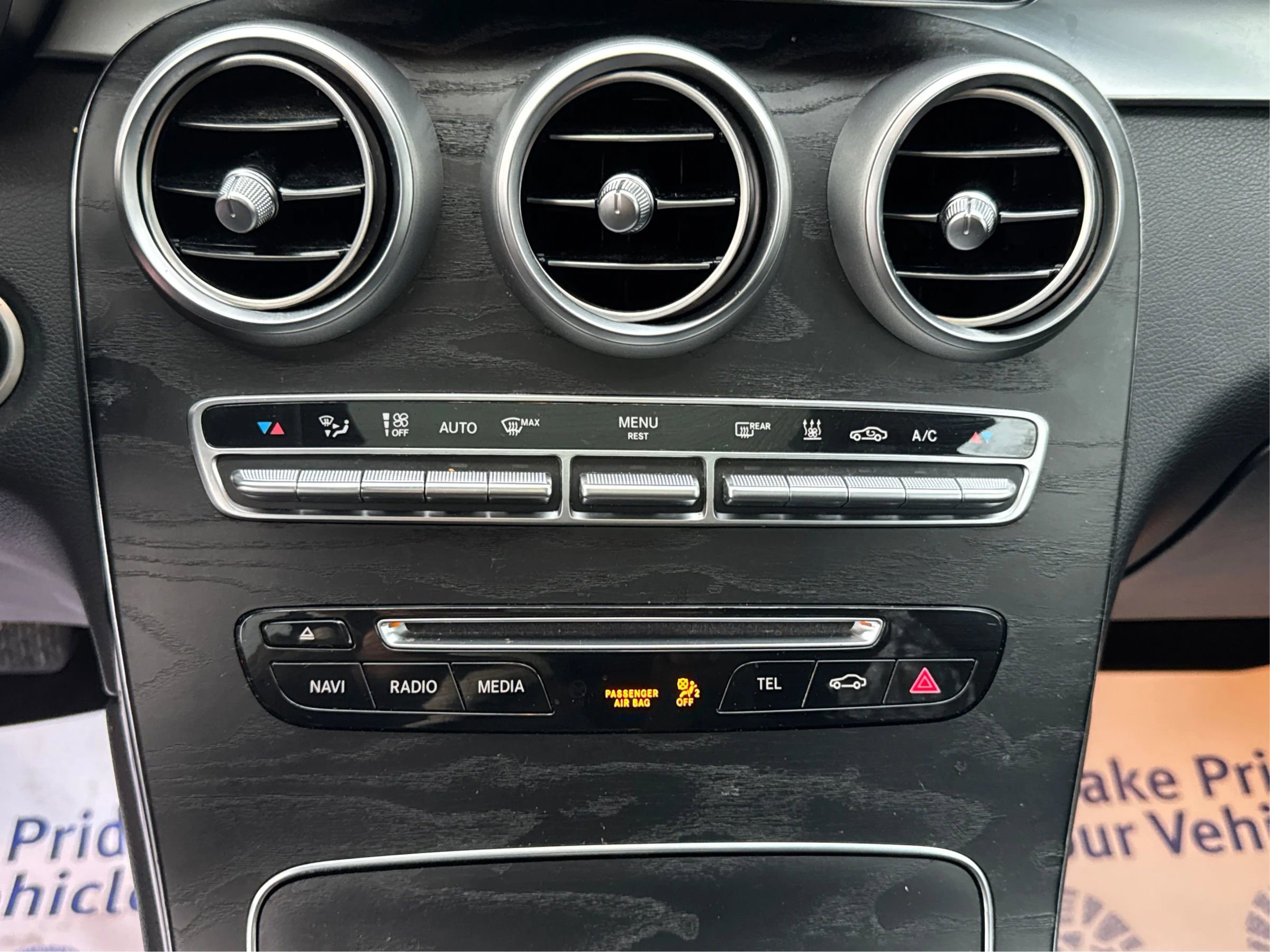 Used 2018 Mercedes-Benz GLC 350e 4MATIC image 29