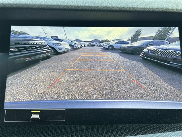 Used 2021 Buick Envision Essence w/ Sport Touring Package image 31