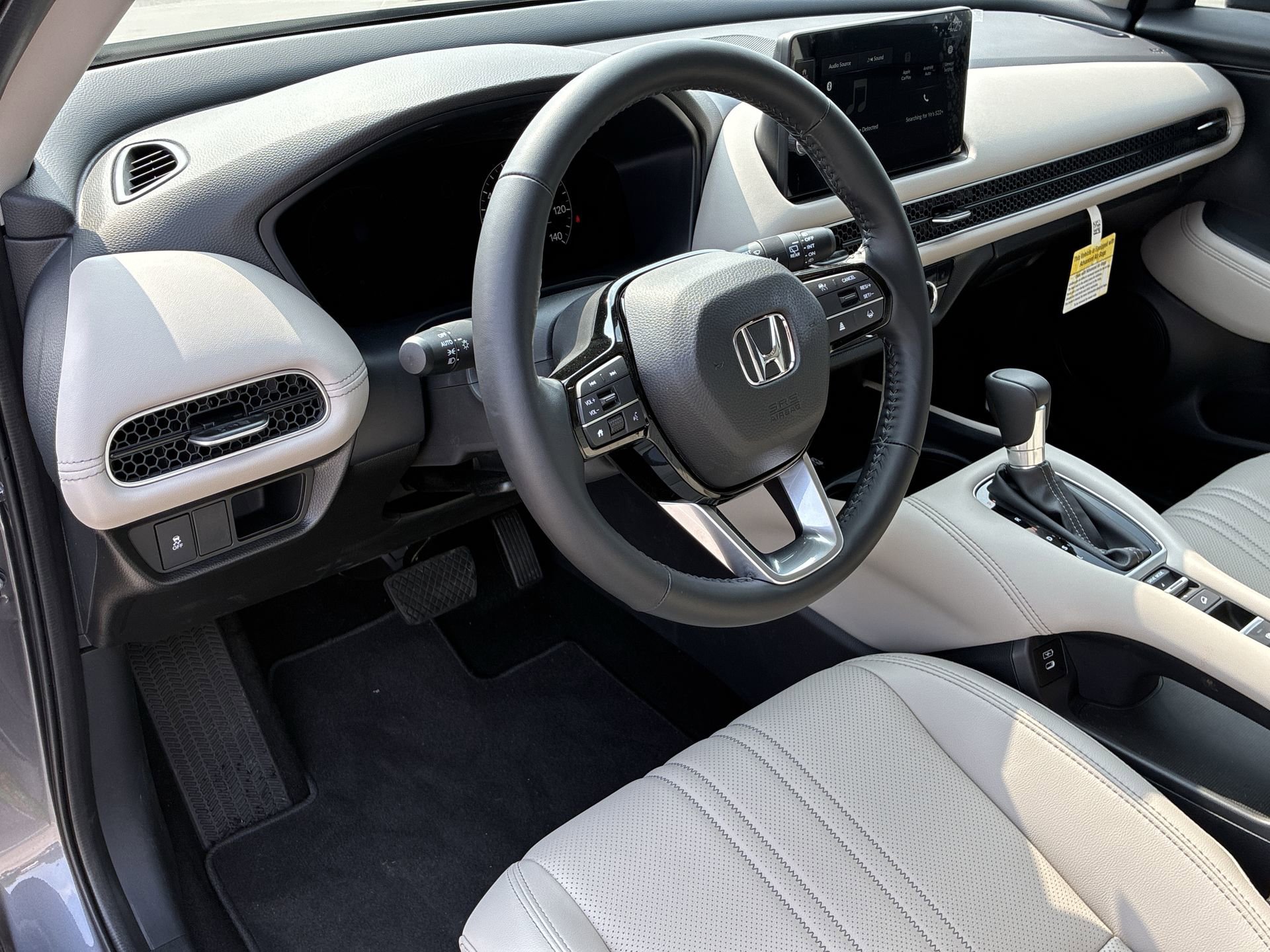 Certified 2026 Honda HR-V EX-L image 2
